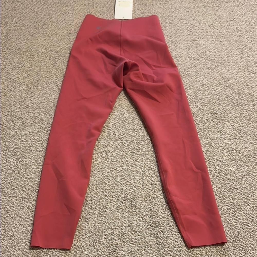 NWT Lululemon Size 4 Glow up HR Tights 25” - Picture 2 of 4